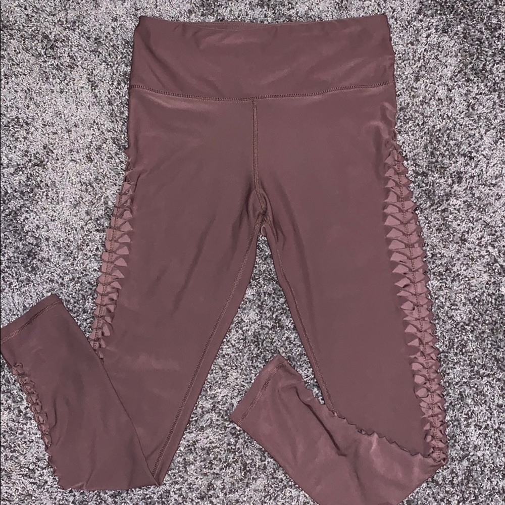 High waist cutout active leggings